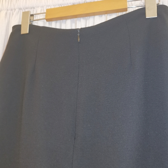 Vintage black midi skirt - Picture 8 of 10